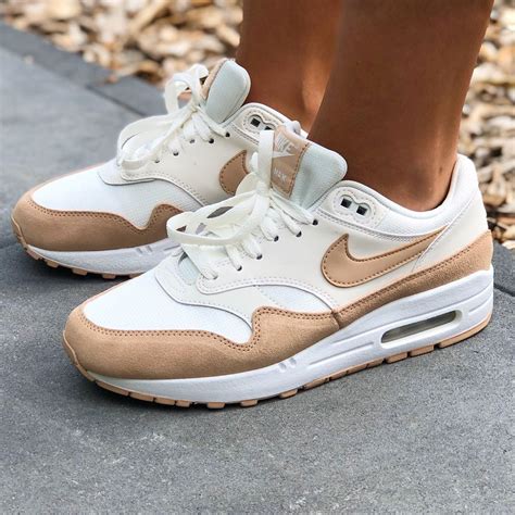 nike air max 1 beige dames|nike air max beige women's.